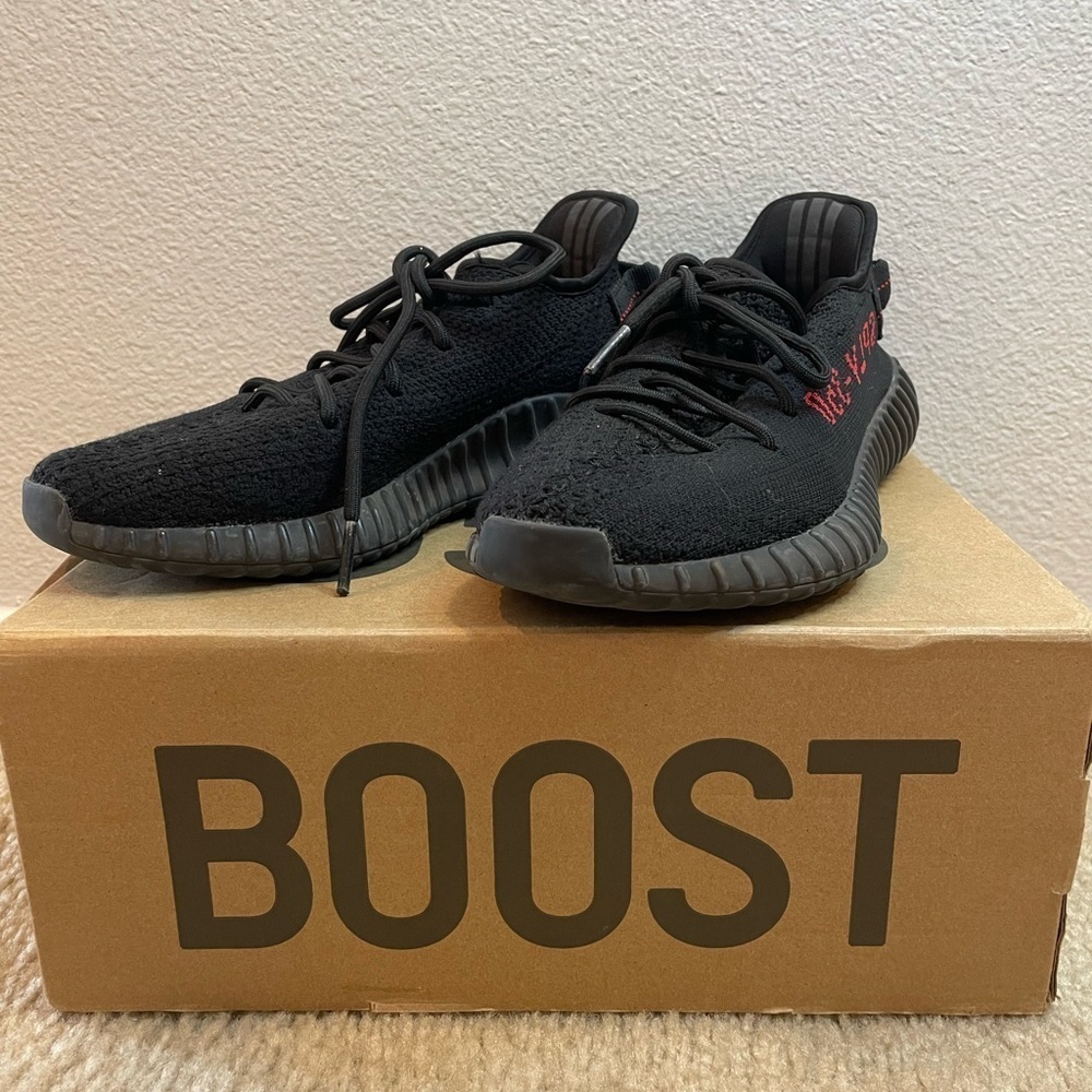 MENS YEEZY BOOST 350 BLACK SHOES SIZE 6.5​​​​​​​​ - Picture 2 of 10